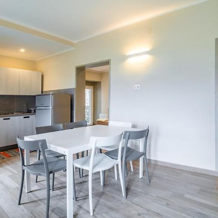 Comfy & Roomy Apt - View On The Ligurian Hills! เวซซาโน ลิกูเร ภายนอก รูปภาพ